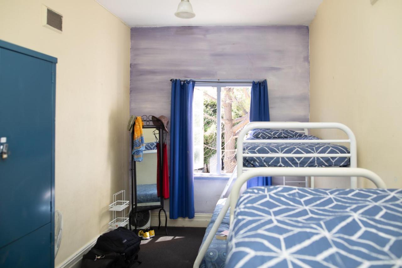 A Pousada Pirates Backpackers Fremantle Exterior foto