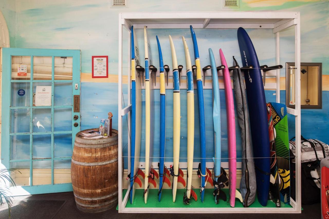 A Pousada Pirates Backpackers Fremantle Exterior foto